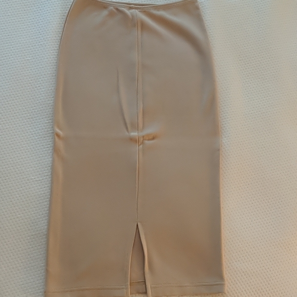 American Apparel Tan Skirt - Picture 2 of 6